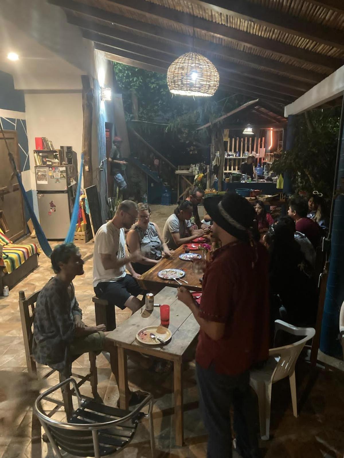 Hostal Mar De Fondo Zipolite Esterno foto